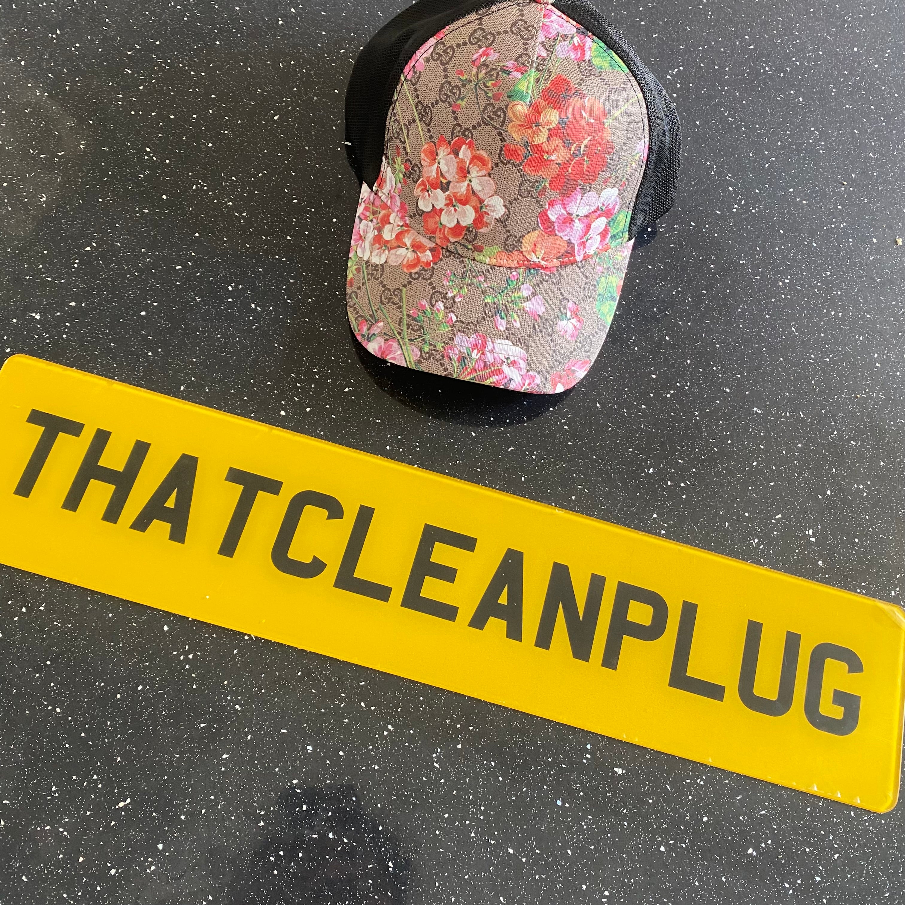 Beige Cap (Red Flower)