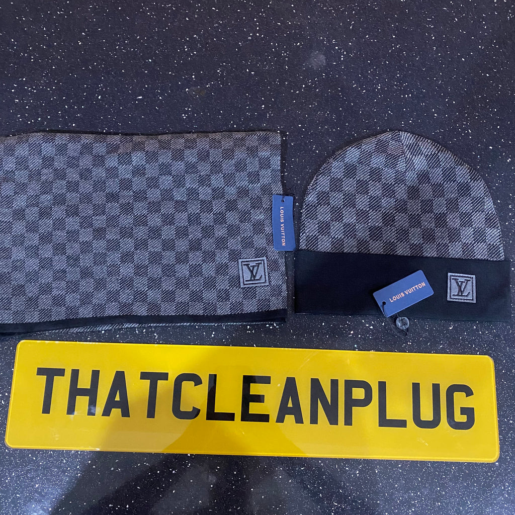 Black Chequered Beanie and Scarf Set