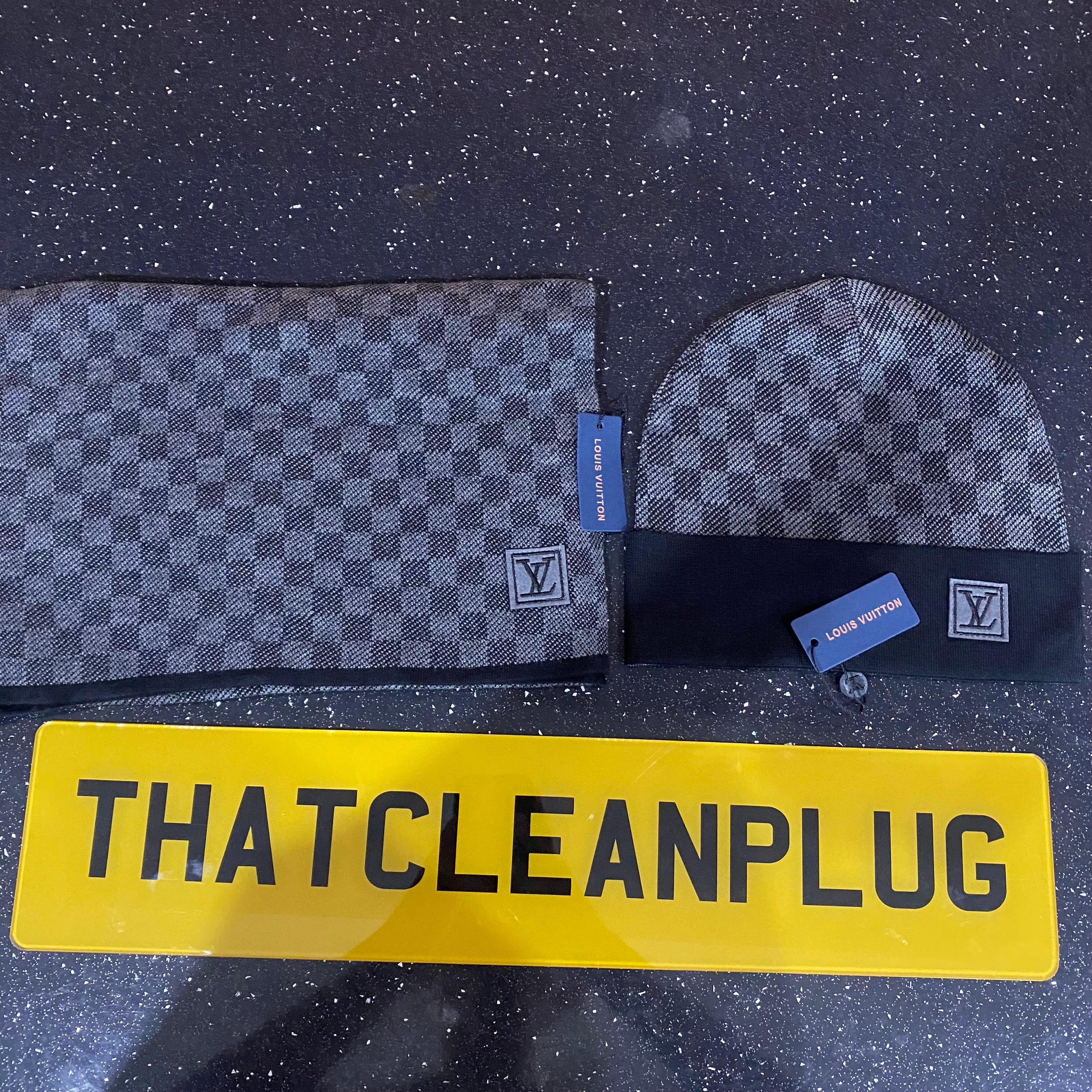 Black Chequered Beanie and Scarf Set