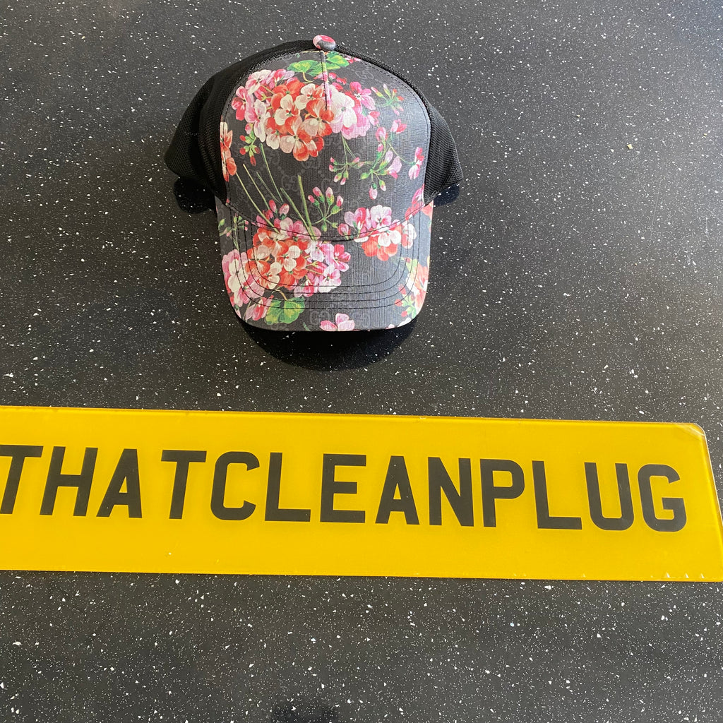 Black Cap (Red Flower)