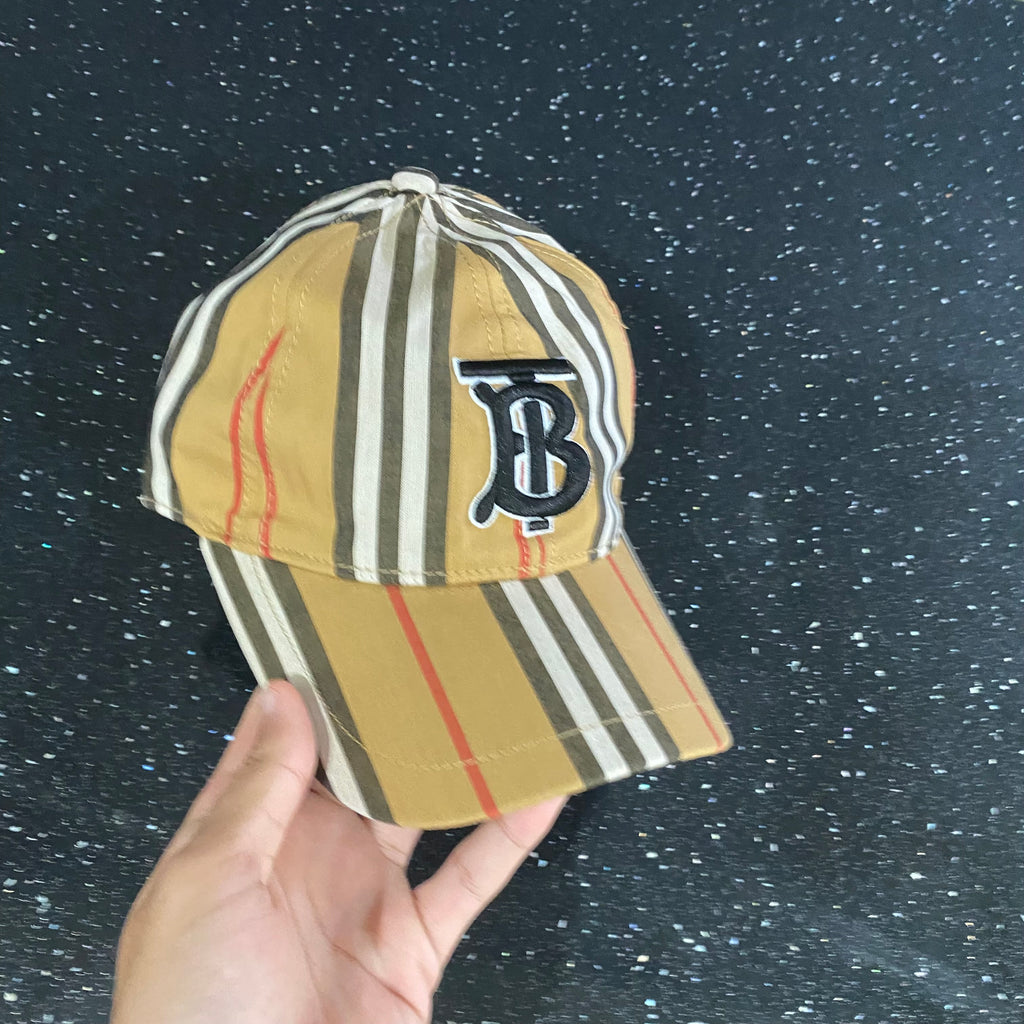 Berry Cap